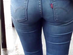 Young italian girl sexy in tight jeans LM