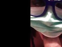 Beurette confinée suce masquée corona virus covid-19 quarantaine